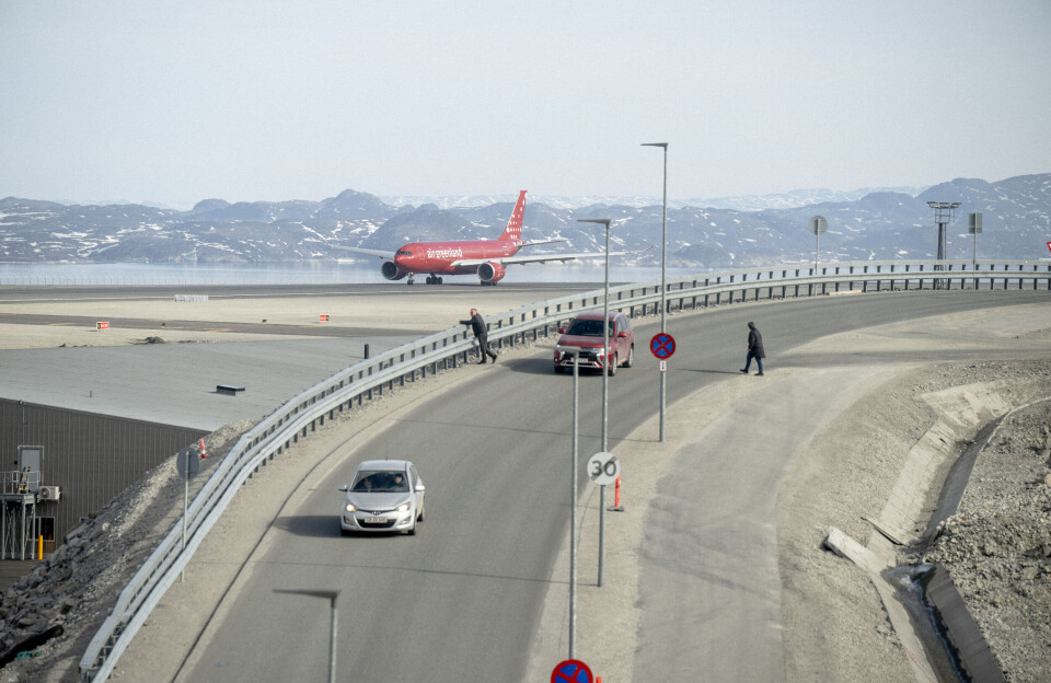 Flybilletter bliver dyrere: Air Greenland også ramt af brændstofprisstigning