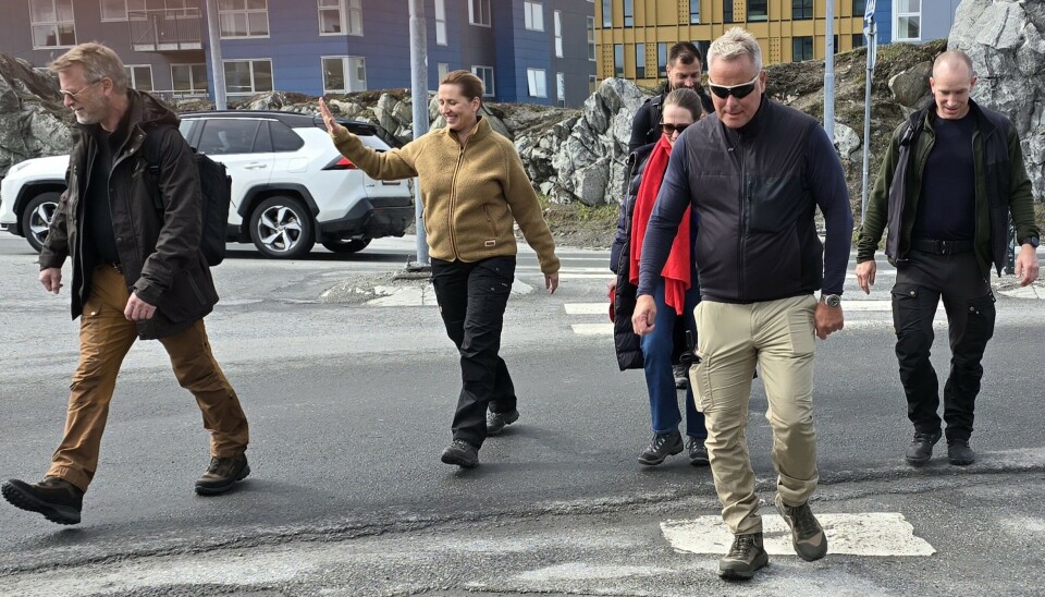 Ministeriuneq Nuummut tikeraarpoq