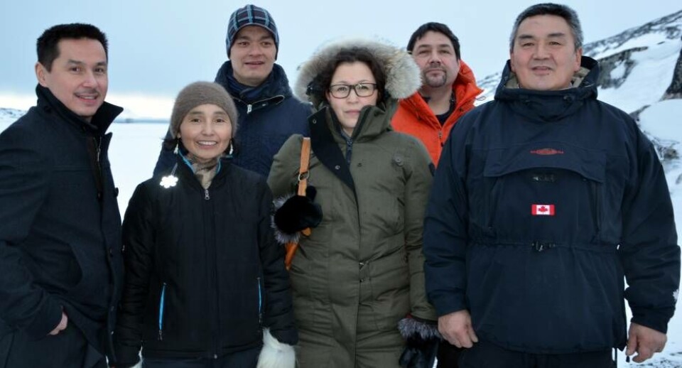 Partii Inuits bestyrelse. Foto: Nukappiaaluk Hansen Partii Inuits valgsang. Video: Youtube Partii Inuits bestyrelse. Foto: Nukappiaaluk Hansen Partii Inuits valgsang. Video: Youtube Partii Inuits bestyrelse. Foto: Nukappiaaluk Hansen Partii Inuits valgsang. Video: Youtube