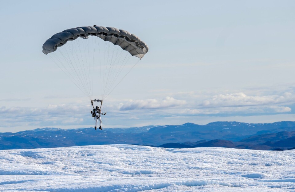 Et synligt forsvar i Grønland