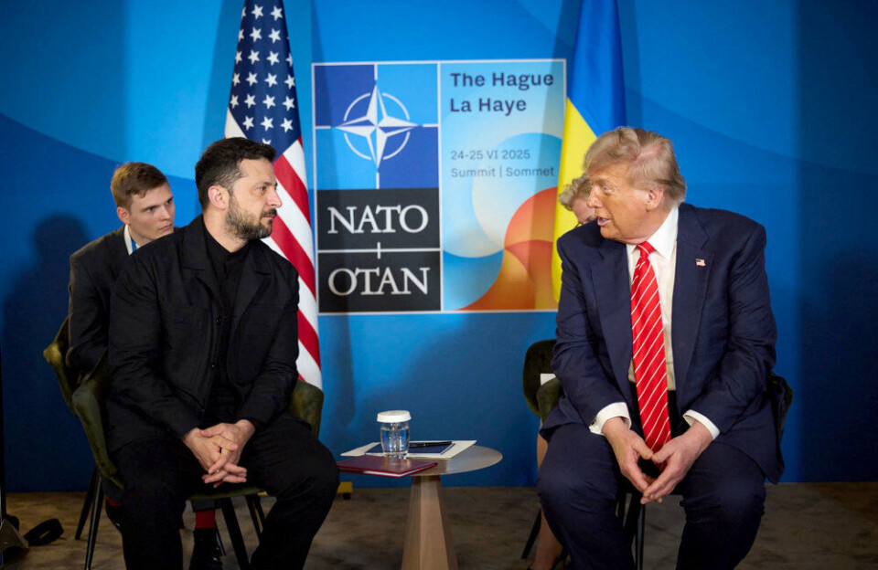 Tusagassiuut: Silaannakkut illersornissaq pillugu Trump aamma Zelenskyj telefonikkut oqaloqatigiipput
