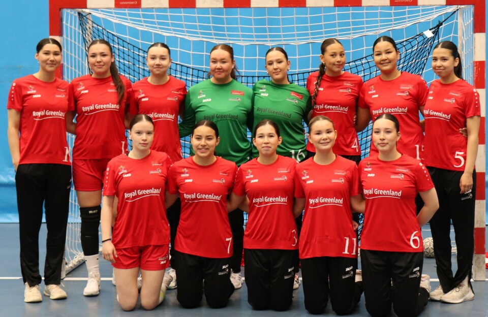 Arnat inuusuttut VM-imut anngunniunnissamut piareerput