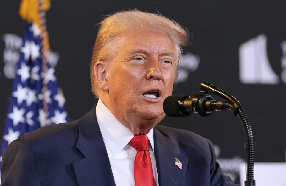 Trump åbner for et snarligt møde med Putin og Zelenskyj om Ukraine