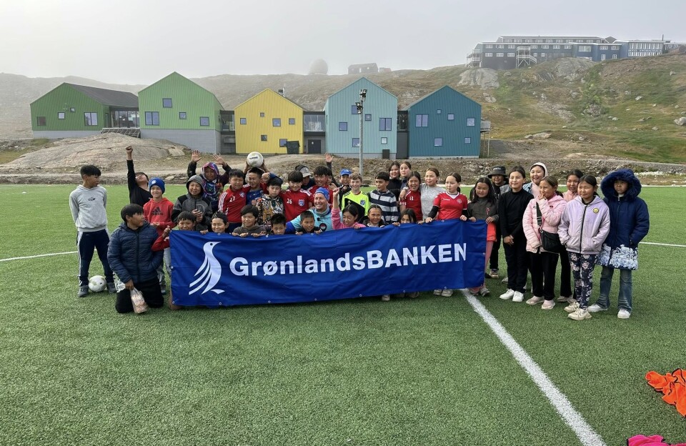 Fodboldtræning for børn i Tasiilaq med Hjulmand