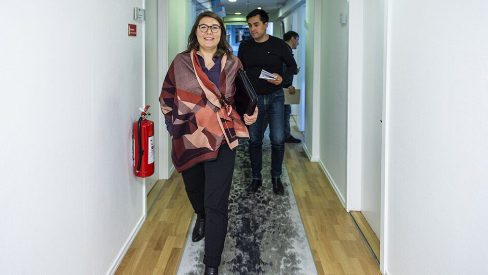 Sara Olsvig har selv været kvinde i politik. HVlandt andet som formand for Inuit Ataqatigiit fra 2014 til 2018, og medlem af Folketinget fra 2011 til 2015.