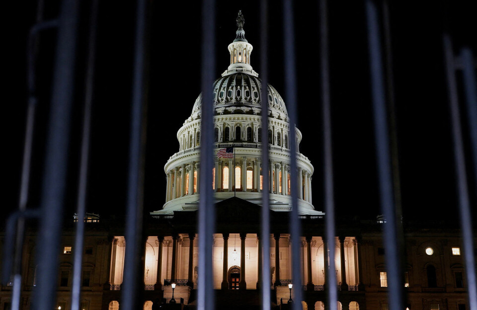 Dele af USA's statsapparat lukker ned efter mislykket afstemning