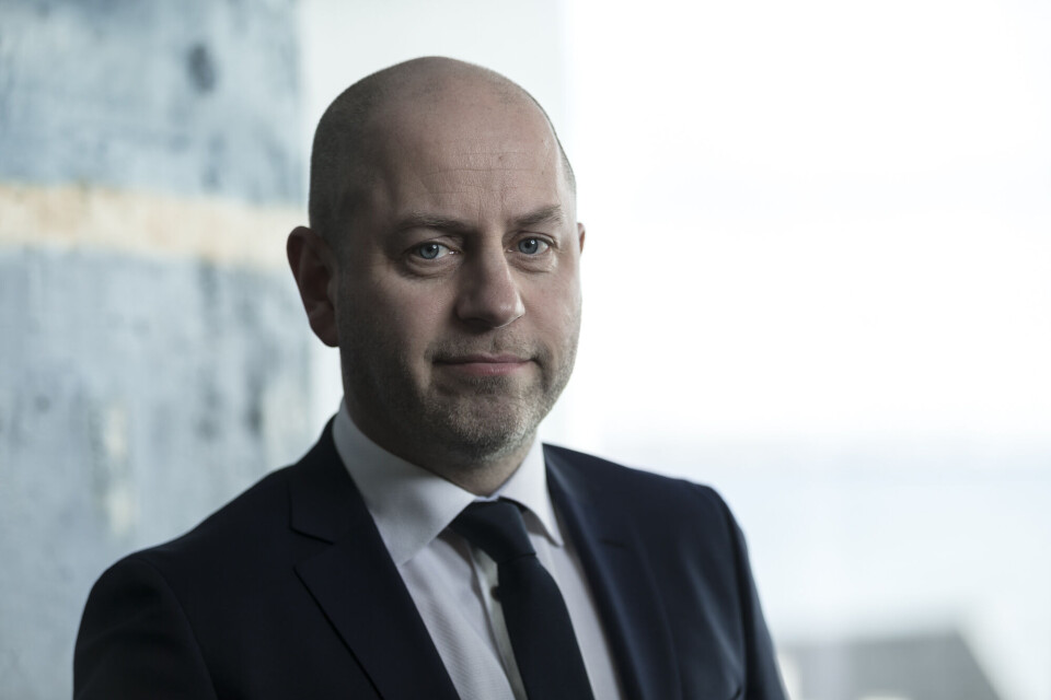 - Der er faktisk ingen grænser for, hvad vi kan transportere til Grønland. Alt hvad du kan købe på nettet kan vi tage imod og levere til Grønland. Vi har også åbnet op for, at grønlandske kunder kan booke gods hos os, siger Postas topchef Joel undir Leitinum