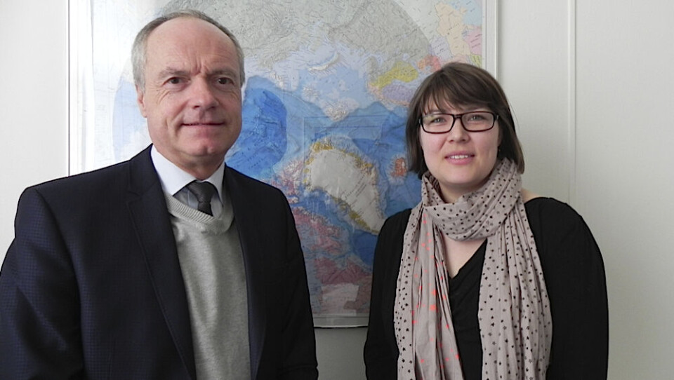 Sara Olsvig sammen med den arktiske ambassadør Klavs A. Holm. Foto: Inuit Ataqatigiit Folketingimi