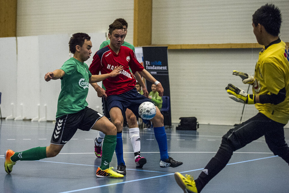 Futsal GM for U-18 drengene startede fredag. Billedet er fra kampen mellem Nagdlúnguaq fra Ilulissat og SAK fra Sisimiut Leiff JosefsenDet er første gang, der bliver afviklet GM i futsal for U-18 Leiff JosefsenFutsal GM for U-18 drengene startede fredag. Billedet er fra kampen mellem Nagdlúnguaq fra Ilulissat og SAK fra Sisimiut Leiff JosefsenDet er første gang, der bliver afviklet GM i futsal for U-18 Leiff JosefsenFutsal GM for U-18 drengene startede fredag. Billedet er fra kampen mellem Nagdlúnguaq fra Ilulissat og SAK fra Sisimiut Leiff JosefsenDet er første gang, der bliver afviklet GM i futsal for U-18 Leiff Josefsen