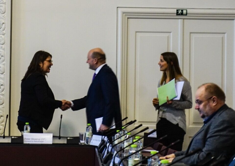 Sara Olsvig og Søren Pape Poulsen ved dagens høring i folketinget