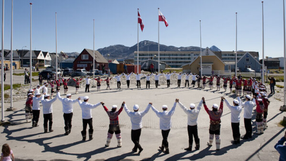 Dette vil Ilulissat også opleve. Derfor indkalder en arbejdsgruppe til møde om at få en gymnasial uddannelse til Ilulissat. Foto fra GU dimission i Nuuk: Leiff Josefsen