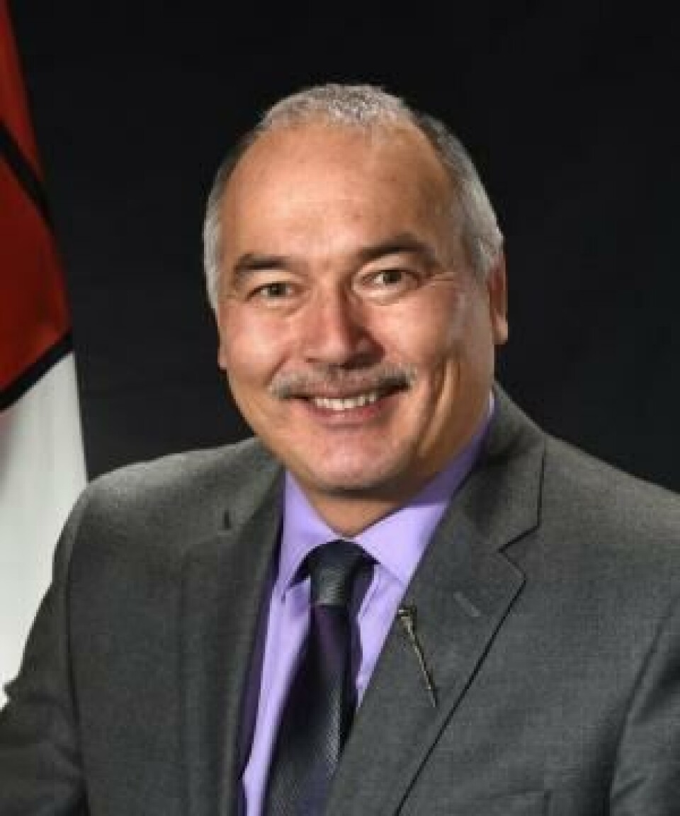 Nunavuts nye premierminister hedder Joe Savikataaq