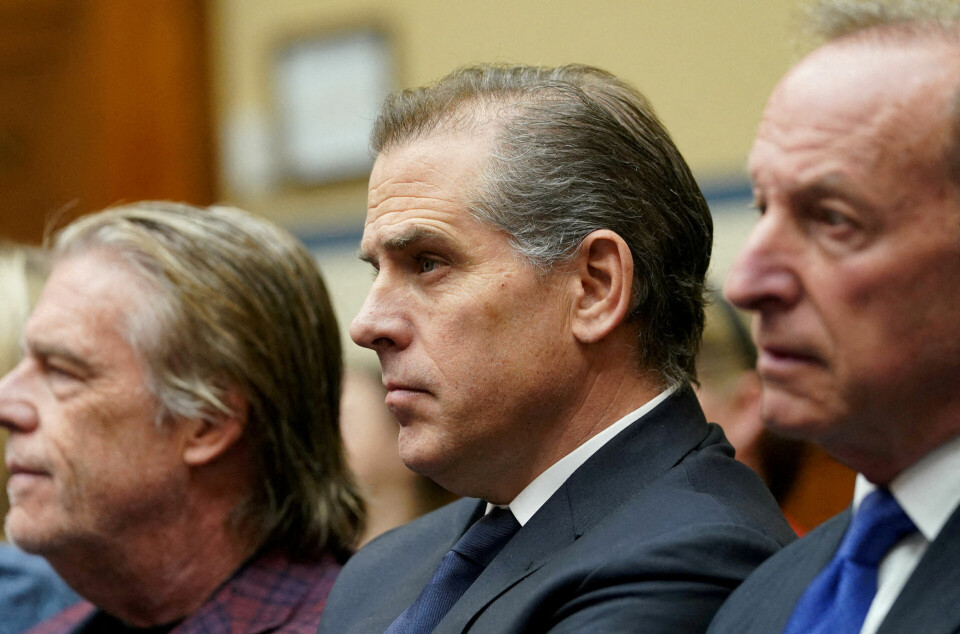 Hunter Biden, søn af præsident Joe Biden, taler til journalister uden for kongresbygningen i Washington. En FBI-informant, som anklages for at have fremsat løgne om Hunter Biden, er blevet fodret med falske oplysninger fra Ruslands efterretningstjeneste, siger amerikanske statsanklagere. (Arkivfoto)