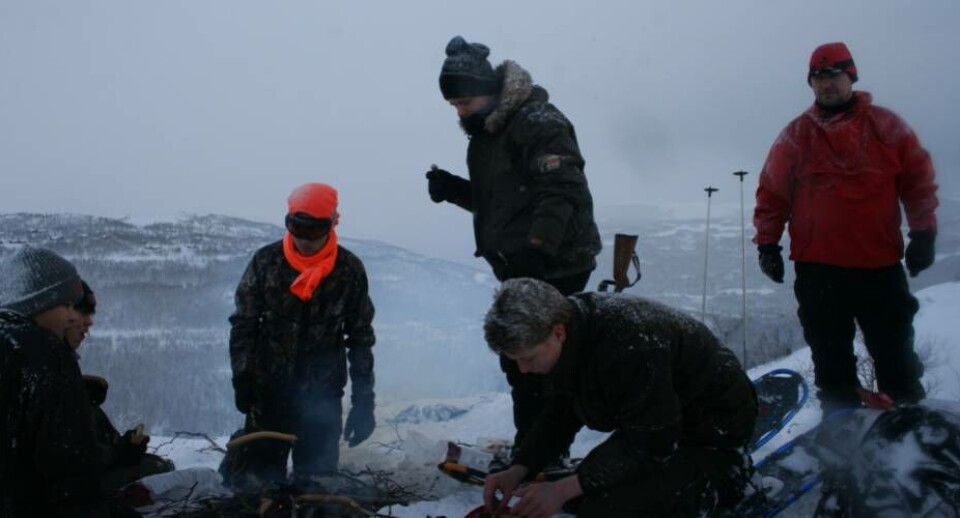 er en skole i naturen beliggende på Nordfyn. Efterskolen har fokus på fem linjer - Jagt, fiskeri, mad, outdoor og islandske heste med nordisk friluftsliv som overordnet fællesfag. Efterskolen Flyvesandet
