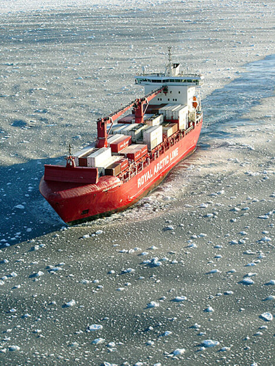 I takt med klimaændringerne vil man se en forøget skibstrafik i Arktis. Et isfrit arktisk vil spare rederierne for både tid og penge
