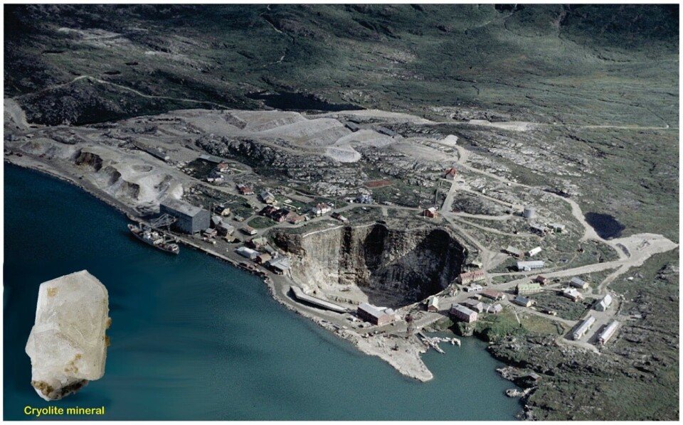 Ivittuut er kendt for sit enorme kryolitbrud. I perioden fra 1954-1987 blev 3,5 millioner tons kryolit udskibet til Danmark og USA, hvor det blev anvendt i aluminiumsfremstilling. Men området indeholder også andre mineraler, som det australske selskab nu vil efterforske herunder sjældne jordarter og kvarts. Eclipse Metals