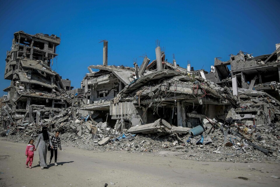 Gaza lider under voldsomme ødelæggelser og mangel på fødevarer som følge af kampe mellem Isreal og Hamas.