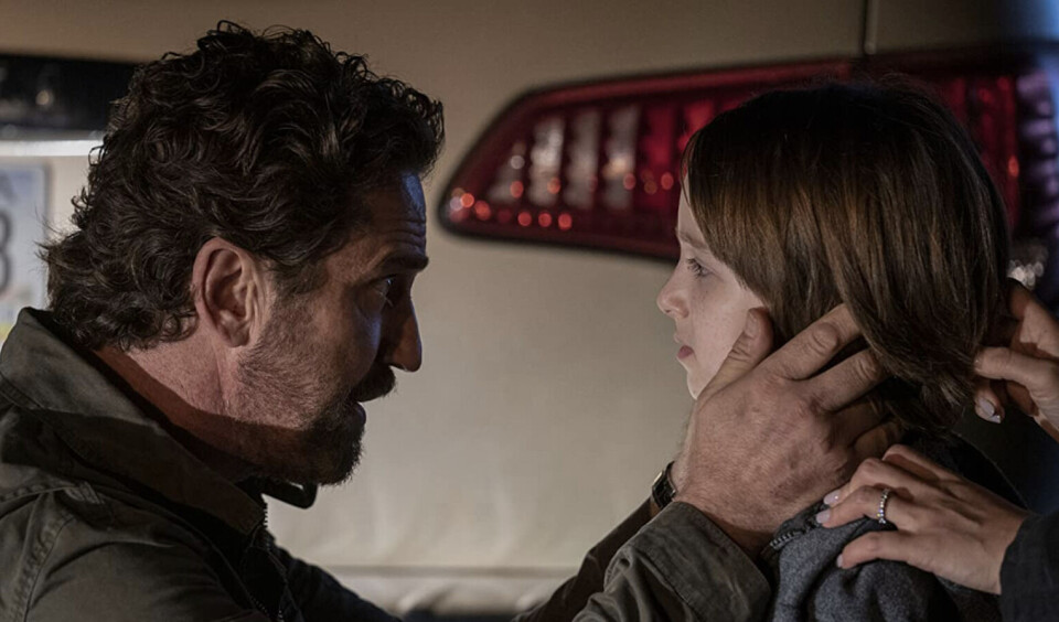 Gerard Butler ses her sammen med drengen Roger Dale Floyd