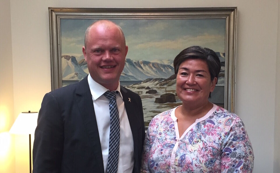 Aleqa Hammond til møde med forsvarsministeren