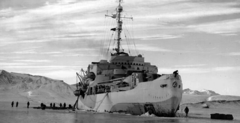 US Coastguard Cutter 'Eastwind' ved Sandodden Young Sound i 1944