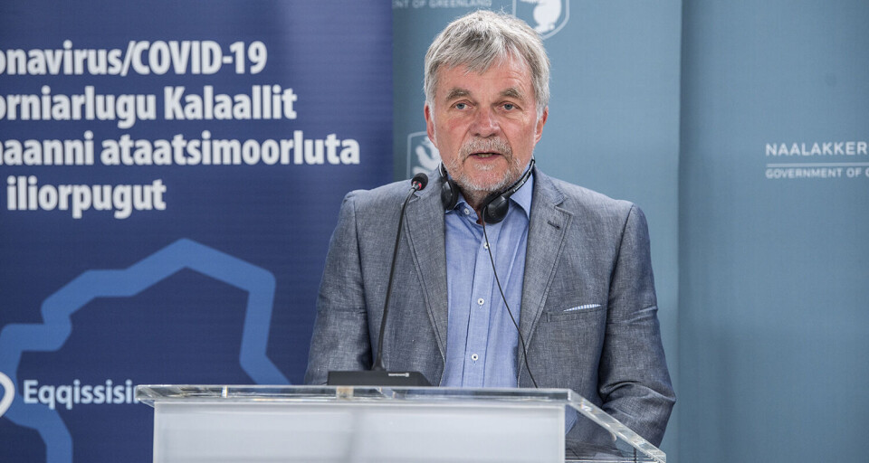 Landslæge Henrik L. Hansen er godt tilfreds med den store tilslutning til vaccinetilbuddet, men han påminder også om at der stadig er grund til forsigtighed.
