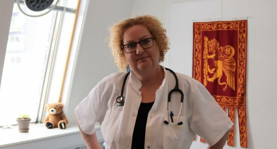 Lone Hove ønsker at udbrede maskiner til UV-hudterapi til resten af landet.