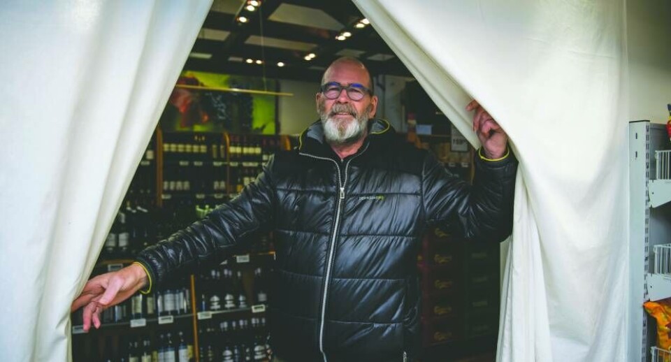 - Intentionen i alkoholloven var at fjerne alkoholen fra dagligvarerne. Vi skal ikke tilskynde de unge til at drikke, siger Gujo Thorsteinsson.