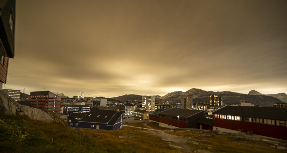 Sådan så himlen ud over Nuuk mandag morgen.