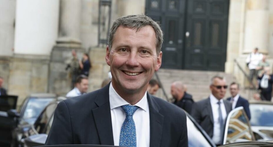 Justitsminister Nick Hækkerup oplyser, at det er nødvendigt at bygge en eller flere anstalter, hvis man vil hæve foranstaltningsloftet fra de nuværende 10 år til 16 år.