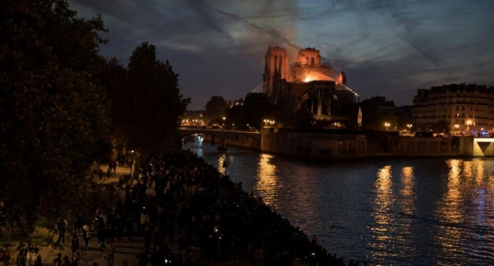 Brand i Notre Dame er slukket efter 15 timer