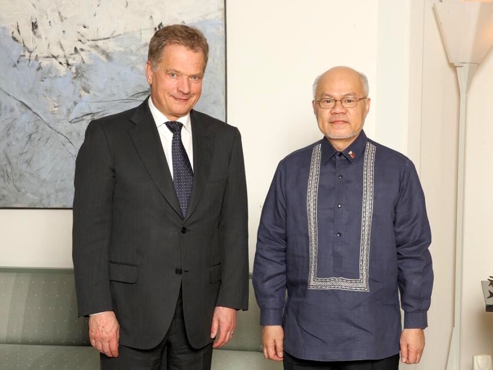 Foto taget da Filippinernes ambassadør mødtes med Finlands præsident Filippinernes AmbassadeAmbassødøren, Bayani S. Mercado, da han talte med naalakkersuisoq for udenrigsanliggender SelvstyretFoto taget da Filippinernes ambassadør mødtes med Finlands præsident Filippinernes AmbassadeAmbassødøren, Bayani S. Mercado, da han talte med naalakkersuisoq for udenrigsanliggender SelvstyretFoto taget da Filippinernes ambassadør mødtes med Finlands præsident Filippinernes AmbassadeAmbassødøren, Bayani S. Mercado, da han talte med naalakkersuisoq for udenrigsanliggender Selvstyret