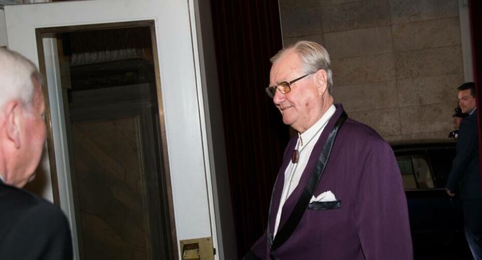 Prins Henriks tilstand forværret: Kronprinsen flyver hjem