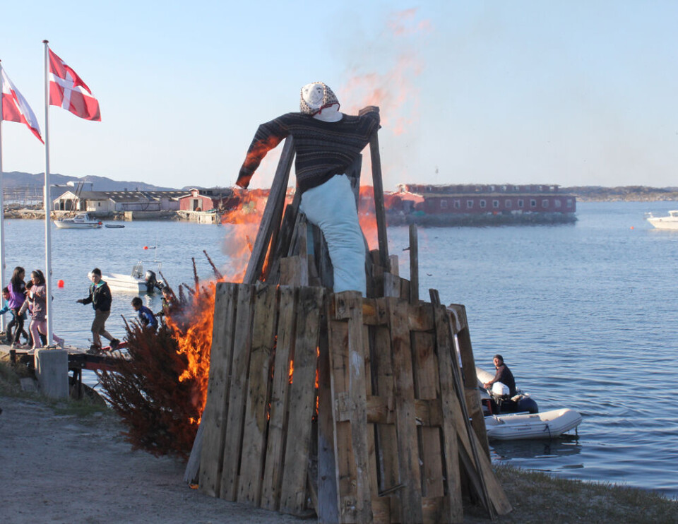 Med midsommerbålets flammer holdes hekse og onde ånder væk