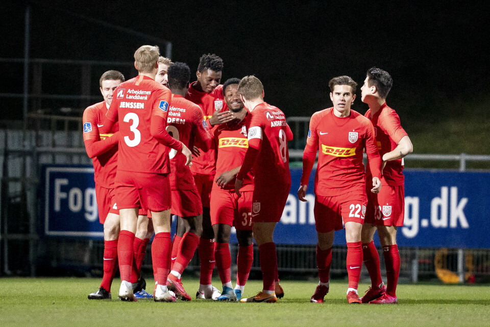 Det grønlandske herrelandshold i fodbold skal spille mod superligaholdet Fc Nordsjælland til efteråret