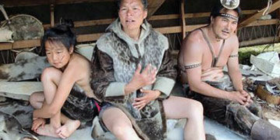 Thule kulturi Qasigiannguanit takutitassiaq ukioq manna Lejremi sammisaqartitsinermi peqataavoq. Assi: Qasigiannguit museum