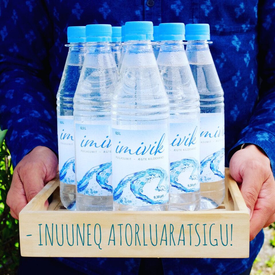 Greenland Water Bank med Svend Hardenberg og Jørgen Wæver Johansen i spidsen har modtaget eksporttilladelse, så deres produkt Imivik Puilasumit kan sælges uden for Grønland.