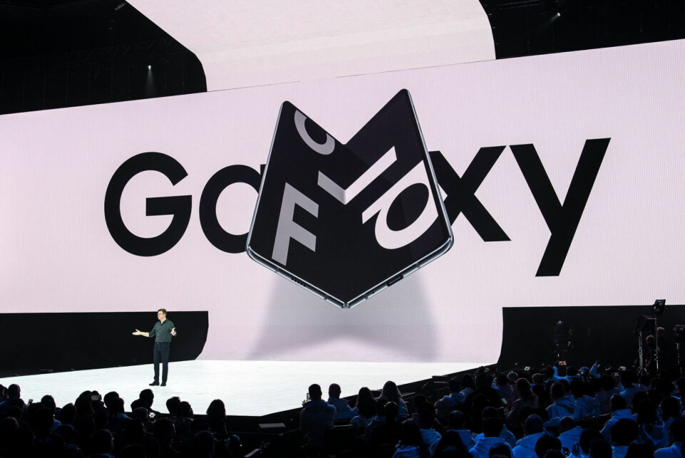 Onsdag lancerede Samsung sin første foldesmartphone. Senere har flere teknologivirksomheder fulgt trop