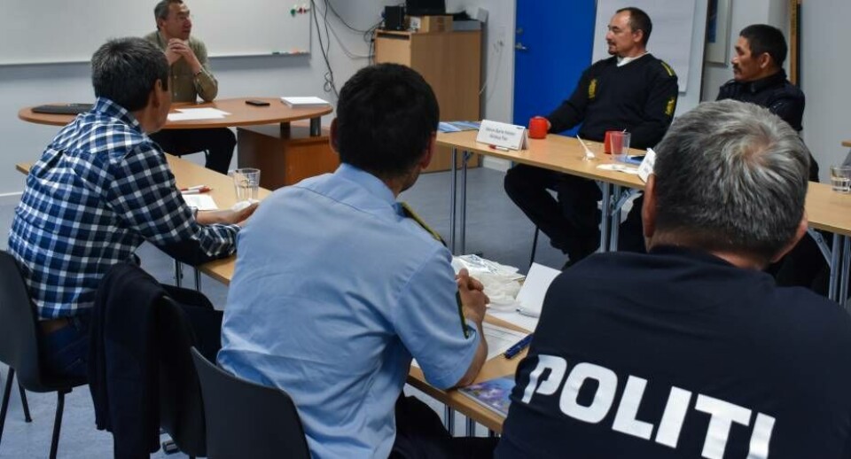 Grønlands Politi lærer fra sig: Kommunefogeder har været på kursus
