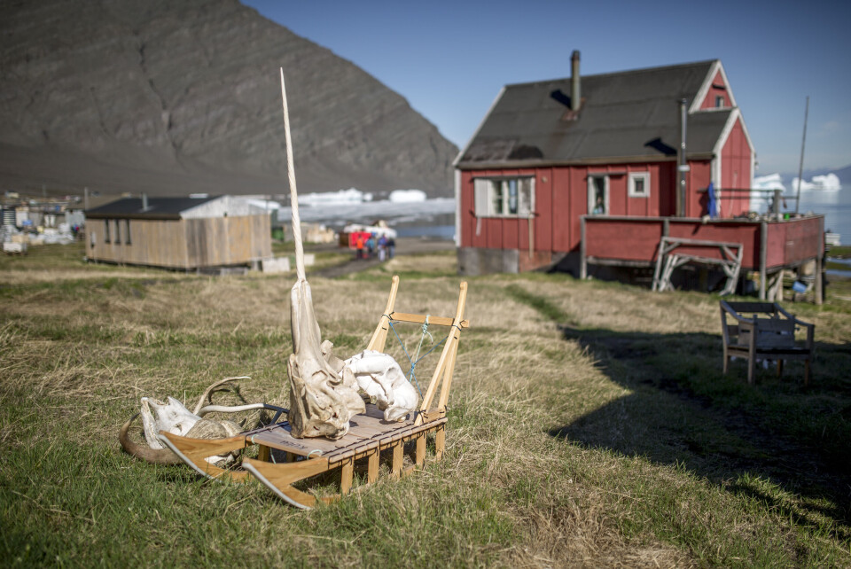 Sara Lyberthip Illorsuarni siunissaq neriuutigaa. Aana nunaqarfik assi toqqorsivimmit