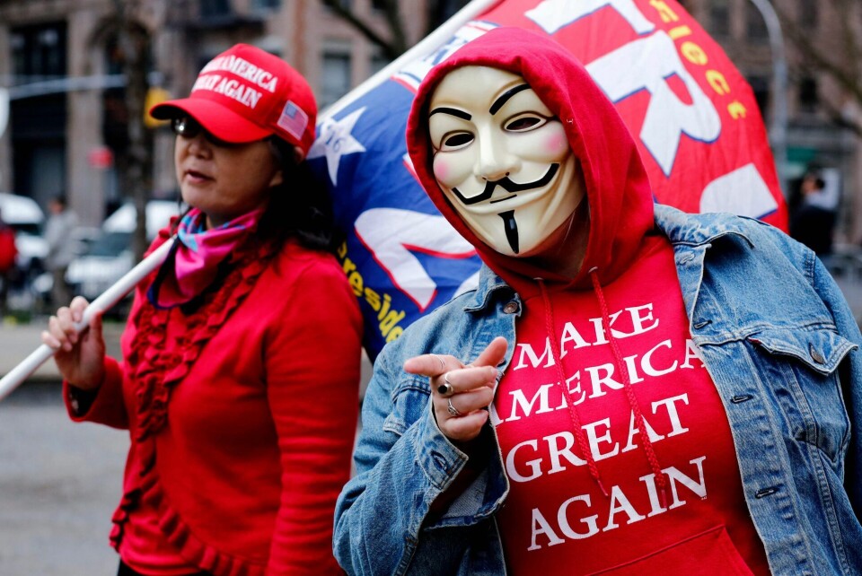 Trump ankom til New York mandag, hvor han fremstilles for en dommer tirsdag.