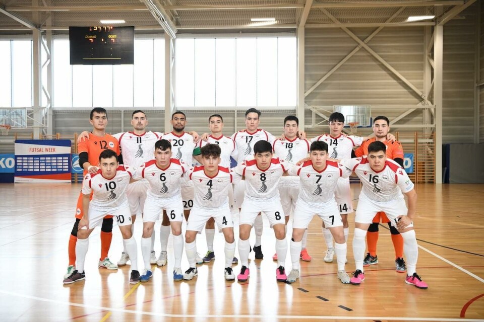 Landsholdet i futsal samles i Nuuk i starten af oktober, og skal spille mod U19 landsholdets talenter.