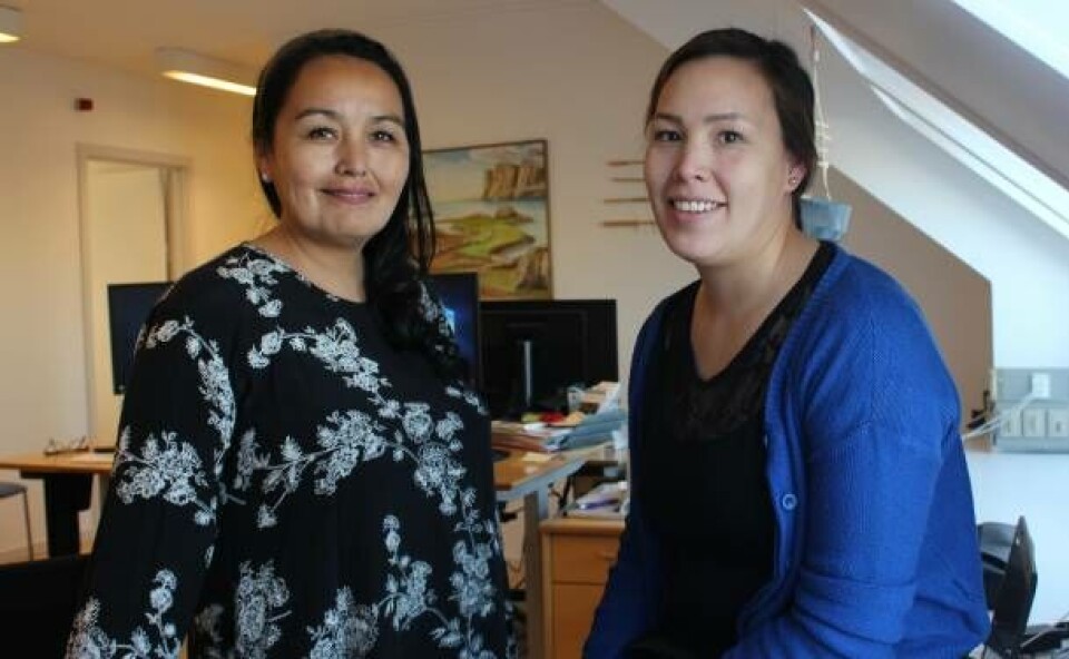 På billedet ses socialmedarbejderne i Kommune Qeqertalik, Najannguaq Olsvig Sandgreen og Sissi Lange