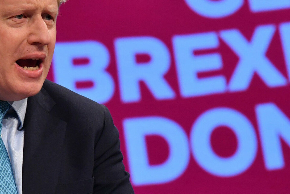 Storbritannien og EU har indgået en aftale om handel og det fremtidige forhold. Den skal nu godkendes af det britiske underhus, EU-Parlamentet og EU-landene