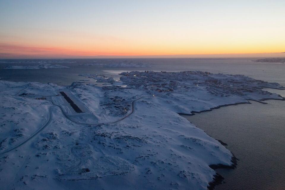 Kommission: Størst gevinst ved at udvide lufthavnen i Nuuk