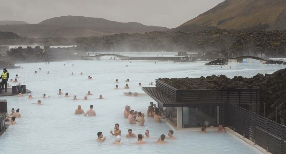 Den Blå Lagune er et udendørsbad, som får sit vand direkte fra geotermiske kilder med en dybde på 2000 meter. Arkivfoto