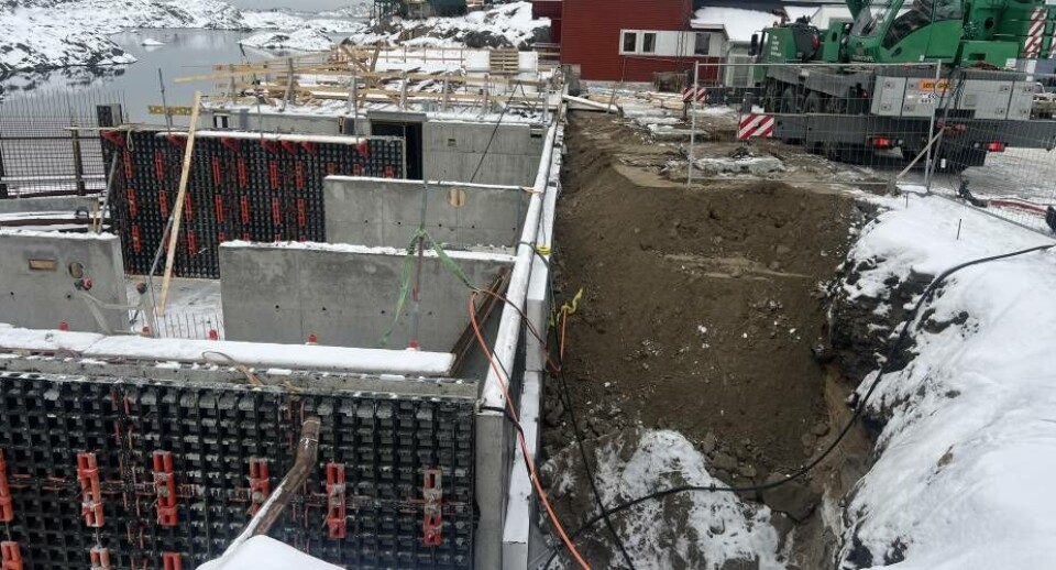 Udvidelsen til en ny fløj på Hotel SØMA i Sisimiut bliver meget forsinket og ventes først færdig i februar 2025.