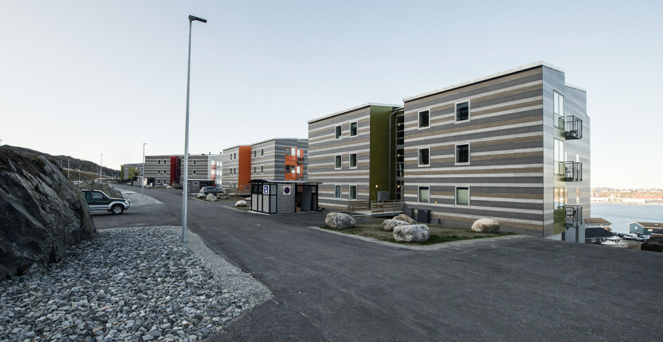 Her ses Unaaq-bebyggelsen i bydelen Qinngorput i Nuuk.