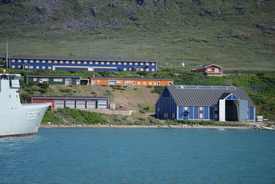Grønnedal: Fjernelse af olie starter til sommer Inspektionsfartøj, Triton, Grønnedal