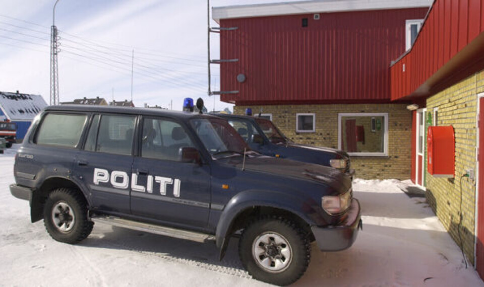 Kvinde anholdt for knivstikkeri