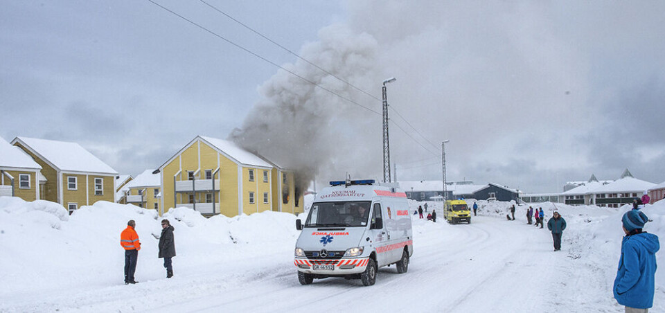 23-årig mand har mistet livet i forbindelse med en voldsom brand i Nuuk lørdag